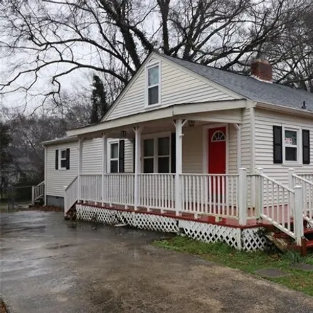 Buy this 3 bed house on 1003 West Mauney Avenue in Loray Mills, Gastonia