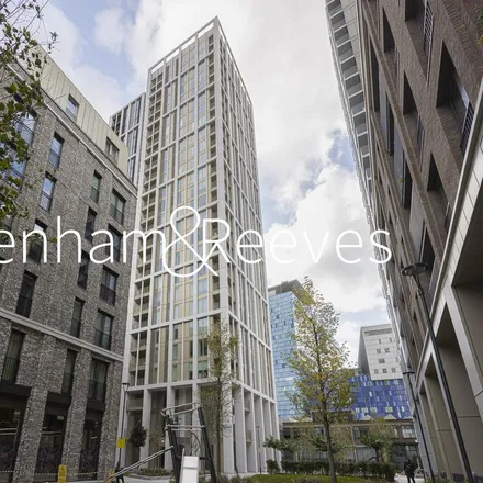 Image 7 - Georgette Apartments, 2 Cendal Crescent, London, E1 2GA, United Kingdom - Apartment for rent