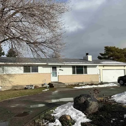 Buy this 5 bed house on 4934 Spraker Street in Chubbuck, ID 83202