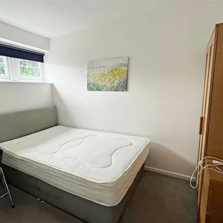 Image 5 - Southbourne Lane East, Bournemouth, BH6 3AZ, United Kingdom - Apartment for rent