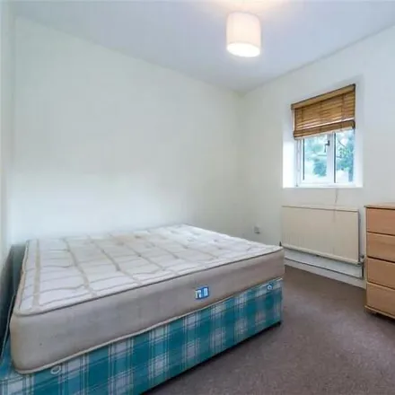 Image 7 - Parrington House, Rodenhurst Road, London, SW4 8AB, United Kingdom - Apartment for rent