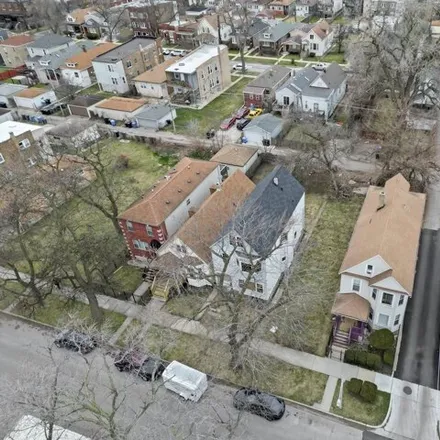 Image 2 - 736 East 90th Street, Chicago, IL 60619, USA - House for sale
