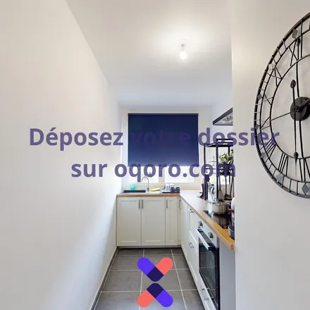 Image 6 - 5 Place du Bois, 45100 Orléans, France - Apartment for rent