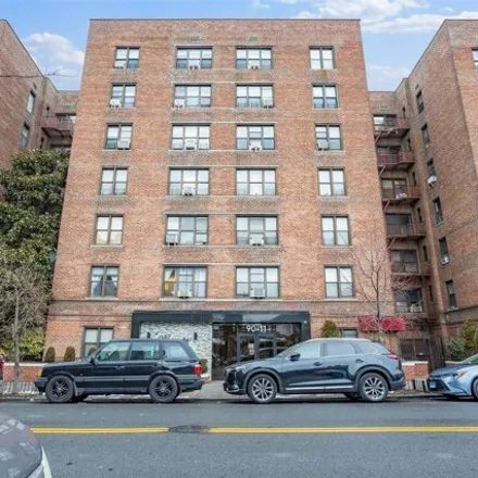 Image 2 - South View Apartments, 90-11 35th Avenue, New York, NY 11372, USA - Apartment for sale