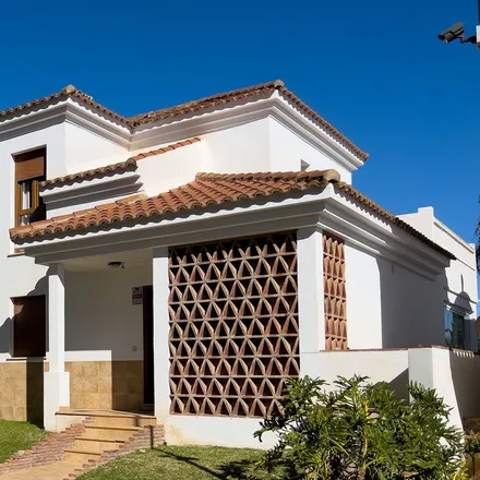 Buy this 4 bed house on Benalmadena - Arroyo de la Miel in Plaza Pueblo Sol, 29631 Arroyo de la Miel-Benalmádena Costa