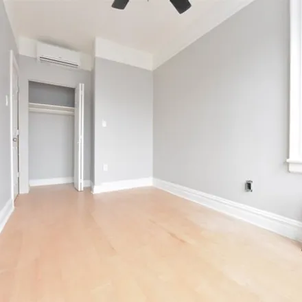 Image 7 - 32 Danforth Avenue, Jersey City, NJ 07305, USA - House for rent