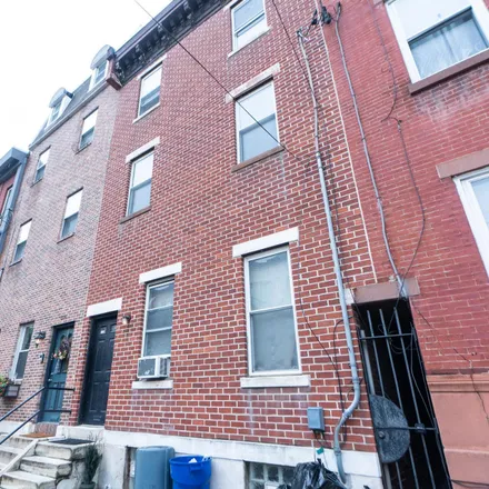 Buy this studio townhouse on 1230 North 6th Street in Philadelphia, PA 19122