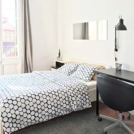 Rent this 3 bed apartment on Carrer de Tamarit in 179, 08001 Barcelona