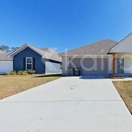 Rent this 4 bed house on 7932 Elliot Road in Pate Place, East Baton Rouge Parish