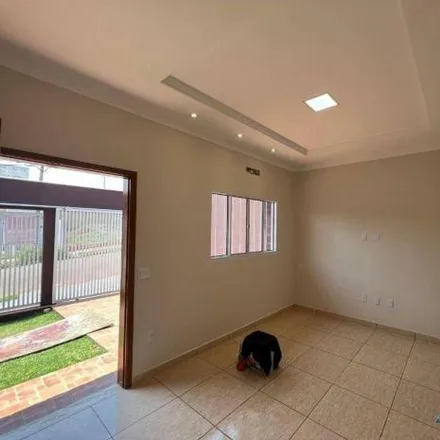 Buy this 2 bed house on Rua Omar Mazzei Guimarães 74 in Ouro Verde, Londrina - PR