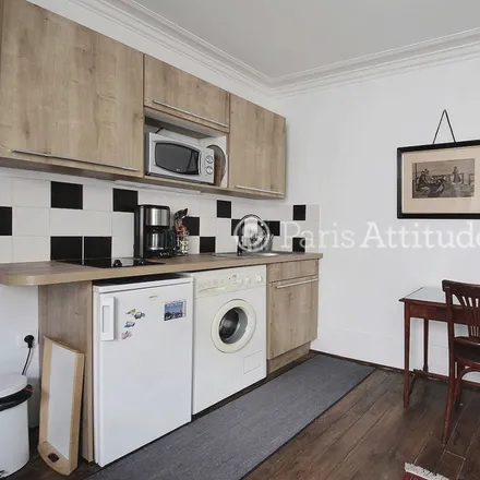 Image 5 - 5 Rue Montmartre, 75001 Paris, France - Apartment for rent