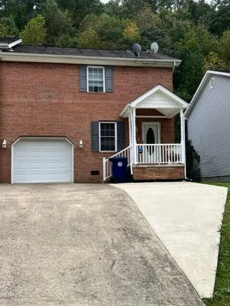 Buy this 3 bed duplex on 32 Ponderosa Drive in Paintsville, KY 41240