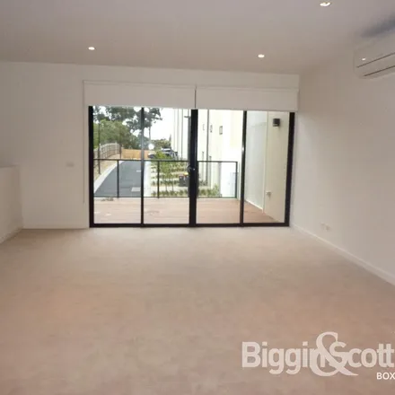 Rent this 3 bed townhouse on 6 Oak Terrace in Wheelers Hill VIC 3150, Australia