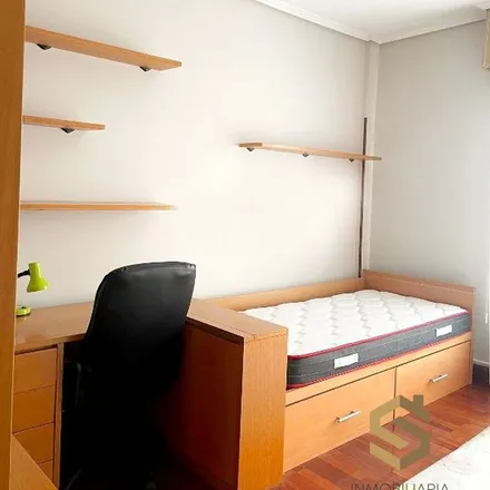 Image 2 - Calle General Eraso / Eraso jeneralaren kalea, 4, 48014 Bilbao, Spain - Apartment for rent