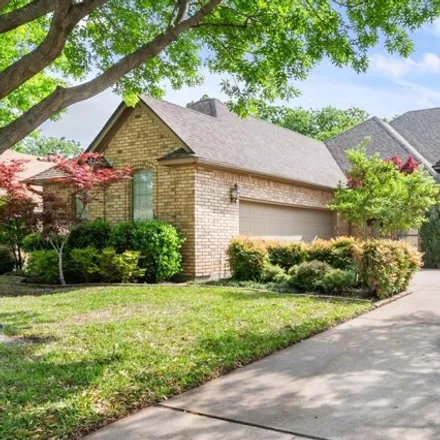 Buy this 3 bed house on 2114 Sapphire Drive in Arlington, TX 76017
