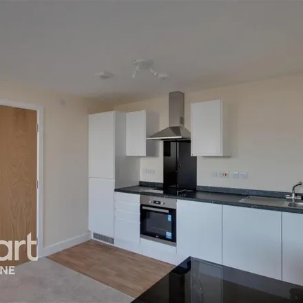 Image 7 - King Street Passage, Dixons Green, DY2 8PH, United Kingdom - Apartment for rent
