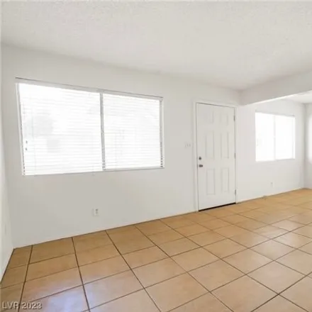 Image 8 - 266 Orland Street, Las Vegas, NV 89107, USA - Condo for sale