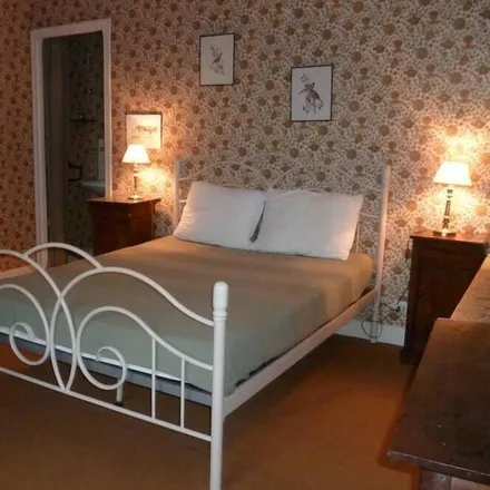 Rent this 5 bed house on 19120 La Chapelle-aux-Saints