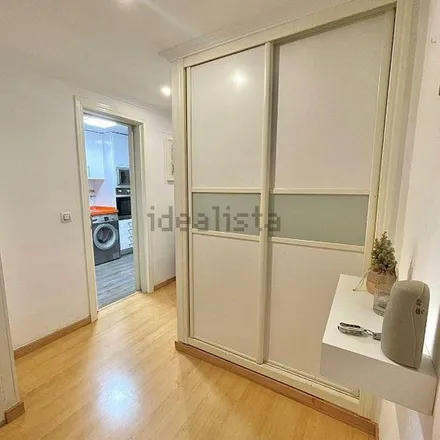 Image 9 - Calle San Jacinto, 59, 41010 Seville, Spain - Apartment for rent