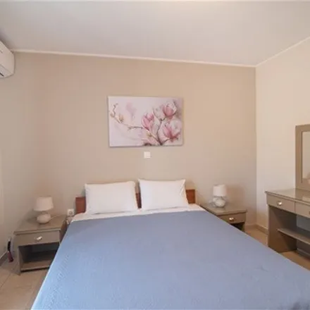 Rent this 1 bed apartment on ΕΠ46 in Perahori, Greece