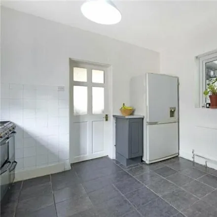 Image 5 - 63 Worcester Road, Higham Hill, London, E17 5QH, United Kingdom - House for sale