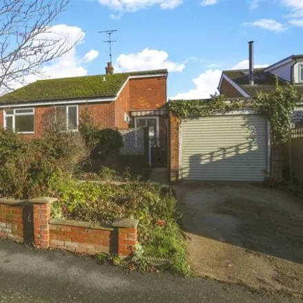 Buy this 3 bed house on The Knoll in Framlingham, IP13 9DH