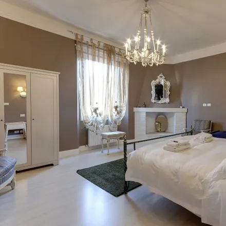 Rent this 3 bed apartment on Via del Ponte Sospeso in 20, 50144 Florence FI
