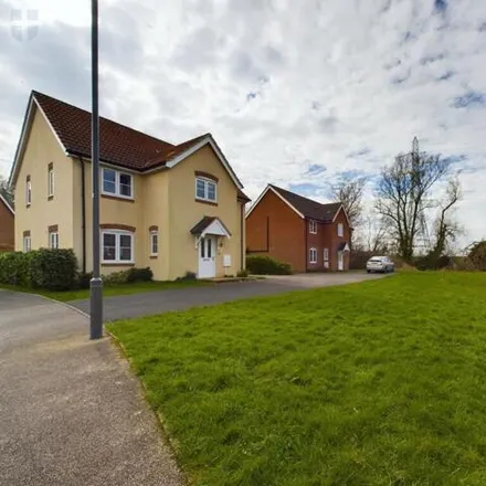 Buy this 4 bed house on Harvest Close in Stoke Mandeville, HP21 9FA