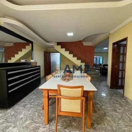 Buy this 3 bed house on Rua C-139 in Setor Jardim América, Goiânia - GO