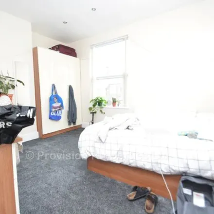 Image 7 - Bainbrigge Road, Leeds, LS6 2DH, United Kingdom - Townhouse for rent