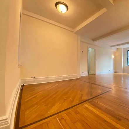 Rent this 2 bed apartment on Gramercy Court in 245 East 21st Street, New York