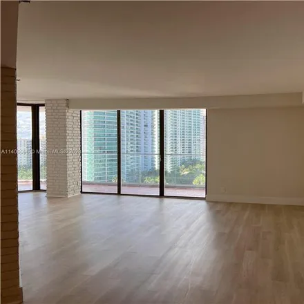 Image 3 - 19707 Turnberry Way, Aventura, FL, US - Condo for rent