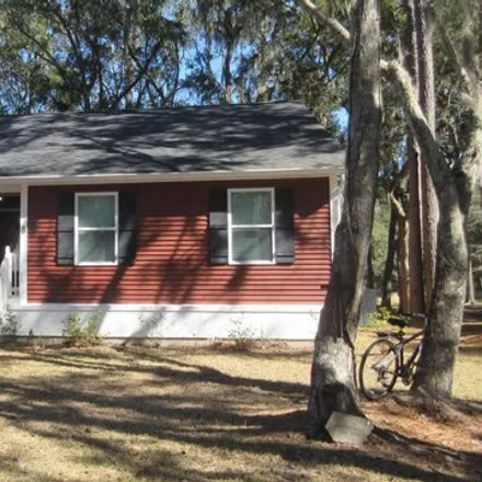 Buy this 4 bed house on 26 Canopy Lane in Frogmore, Beaufort County