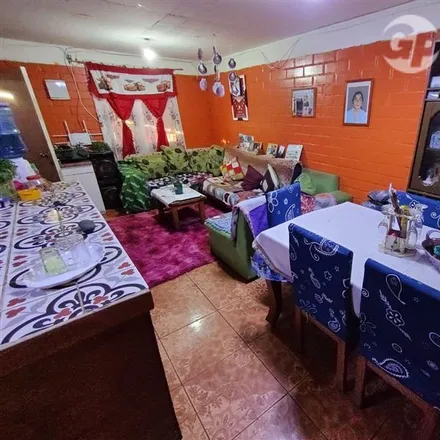 Image 5 - Pasaje Los Peumos 138, Lampa, Chile - House for sale