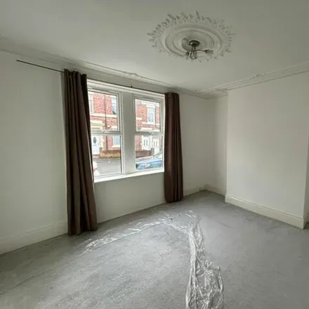 Image 3 - Raby Street, Gateshead, NE8 4AR, United Kingdom - Apartment for sale