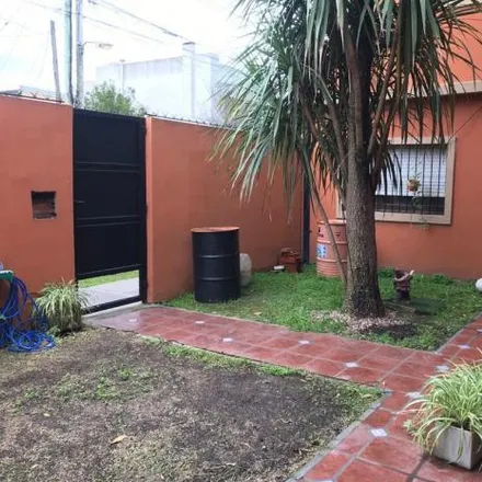 Buy this 3 bed house on Libertad in Quilmes Este, 1882 Quilmes