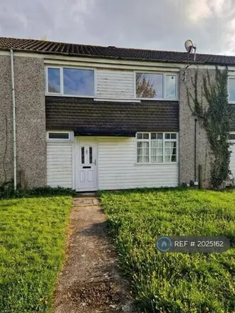 Rent this 1 bed house on Manor Drive in Horley, RH6 8SB