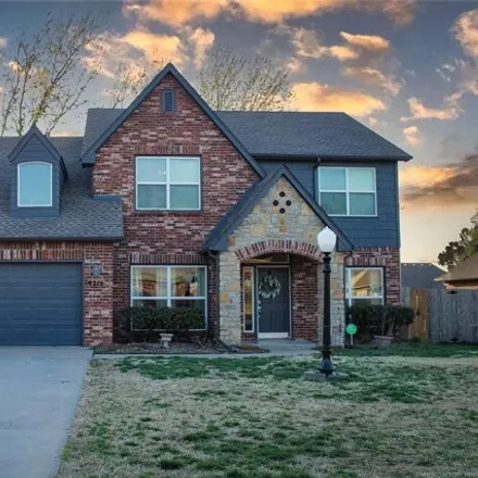 Buy this 4 bed house on 9300 Cameron Court in Owasso, OK 74055
