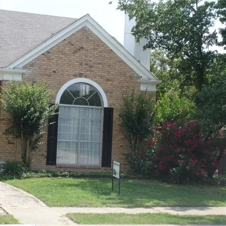 Buy this 3 bed loft on 7710 Cousteau Drive in Rowlett, TX 75088