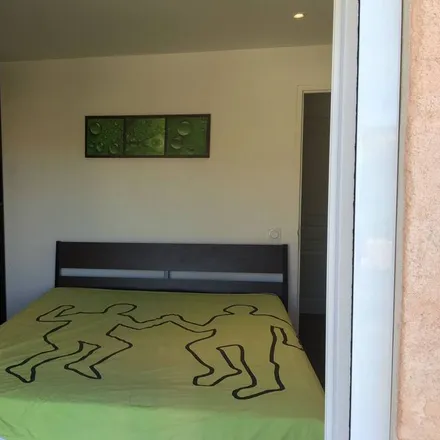 Rent this 2 bed house on 83980 Le Lavandou