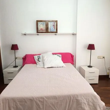 Image 1 - Portal de San Nicolás, Calle del Bosquecillo, 31071 Pamplona, Spain - Apartment for rent