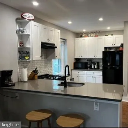 Rent this 2 bed apartment on 663 Franklin Place in Philadelphia, PA 19123