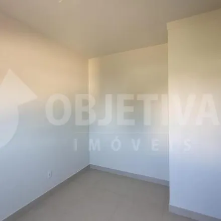 Buy this 2 bed apartment on Avenida Doutor Bezerra de Menezes in Jardim Brasília, Uberlândia - MG