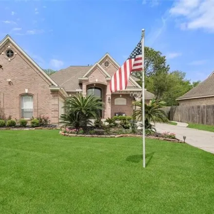 Buy this 3 bed house on 8249 Shoregrove Drive in Houston, TX 77346