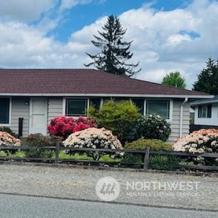 Buy this 3 bed house on 111 McElroy Place in Puyallup, WA 98371