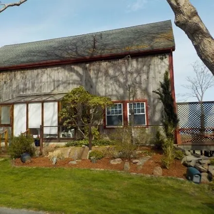 Rent this 4 bed house on 186 Brayton Point Road in Westport, MA 02791