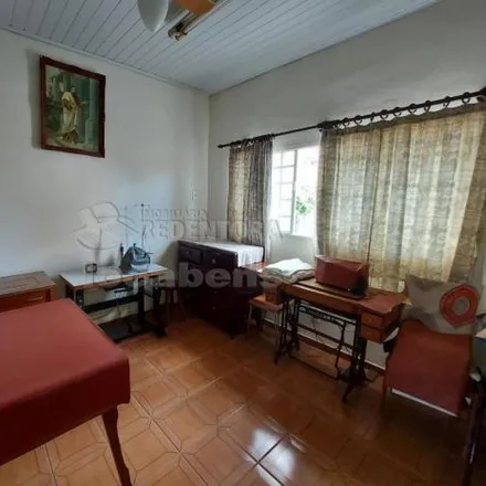 Buy this 2 bed house on Rua Doutor Presciliano Pinto 427 in Boa Vista, São José do Rio Preto - SP