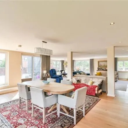 Image 4 - West Court, Manchester, M20 - House for sale