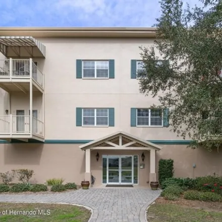 Buy this 3 bed condo on 8088 Mobley Road in Brooksville, Hernando County