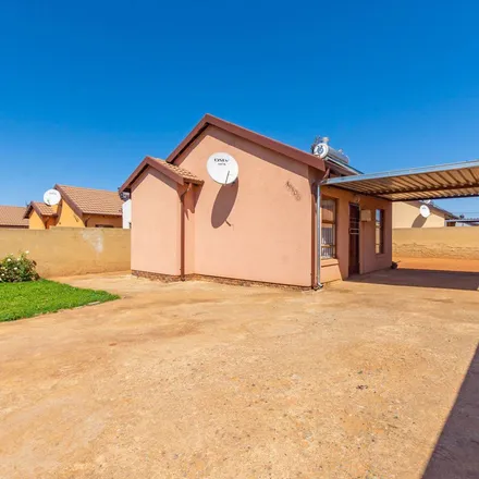 Rent this 2 bed apartment on Ndebdele Road in Soteba, Soweto